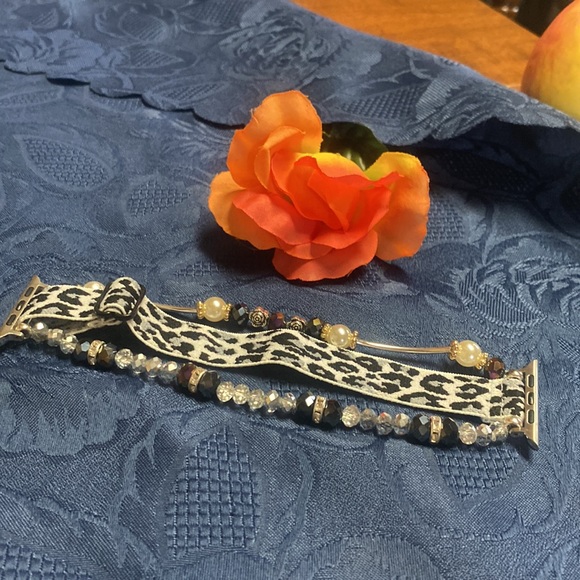 Beaded Bracelets watch bands 42mm/44mm/45mm black and leopard - Picture 3 of 5